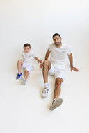 חולצת טי-שירט של Tsitsit: לבן להבה שחור