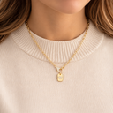 Collier Haï plaque fine doré – porté
