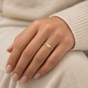 Bague Chaîne Haï dorée portée