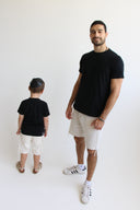 חולצת טי-שירט Tsitsit: שחור אחיד