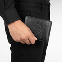 ארנק עור שחור מרובה תאים במראה קרוקו