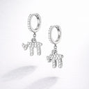Boucles d'oreilles créoles Eliorness en argent 925 serties de zirconiums avec pendentif Haï étincelant, bijou Judaica moderne