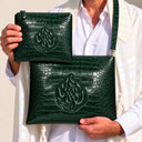 Set de Pochettes Tallit & Téfilines Cuir Croco – Vert Émeraude, Aech Cheli – porté avec tallit