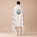 Tallit Personnalisé Bleu Ciel – broderie Aech Cheli