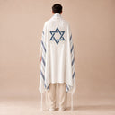 Tallit Personnalisé Bleu Ciel – broderie Maguen David