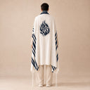 Tallit Personnalisé Bleu Marine – broderie Aech Cheli